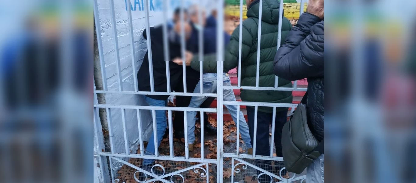 «Θεματοφύλακες του Συντάγματος»: Απολογούνται οι έντεκα συλληφθέντες για την αρπαγή του διευθυντή Γυμνασίου